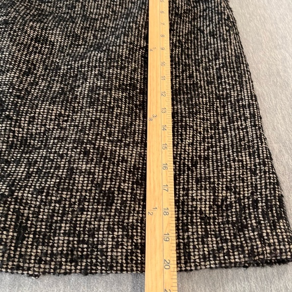 J. Crew Black and beige Tweed Pencil Skirt  size 6 # 228 - Picture 5 of 7